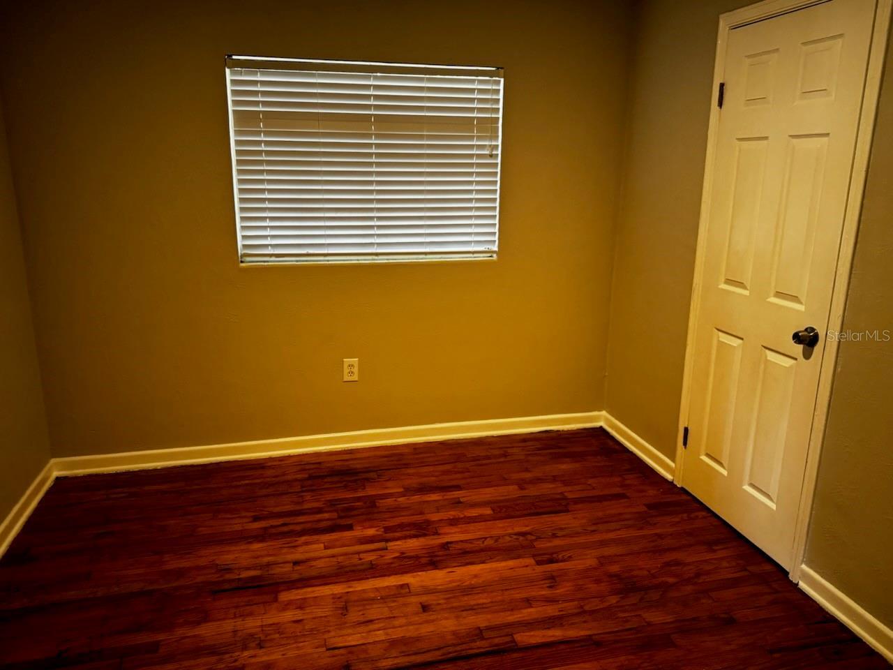 Listing Photo 9