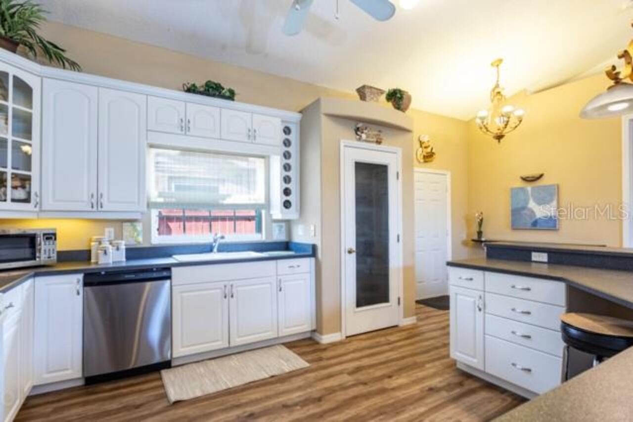 Listing Photo 18