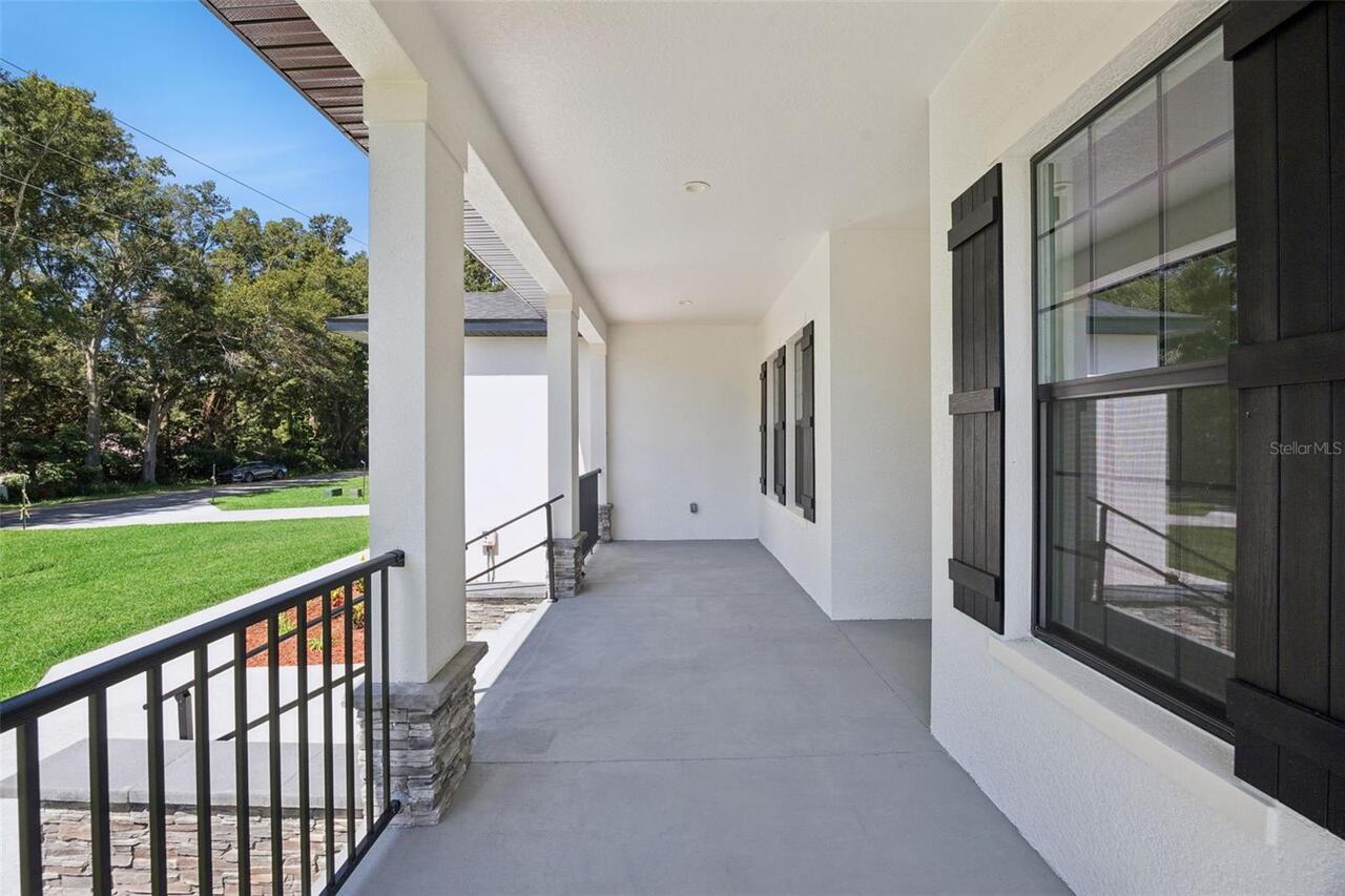 Listing Photo 8