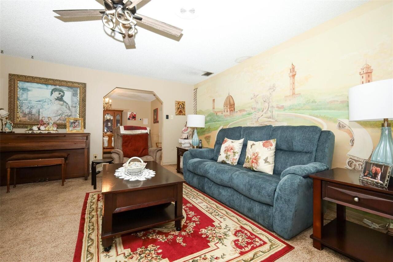Listing Photo 8
