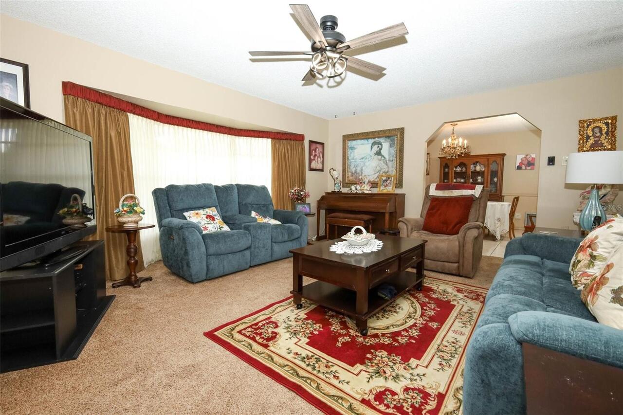 Listing Photo 10