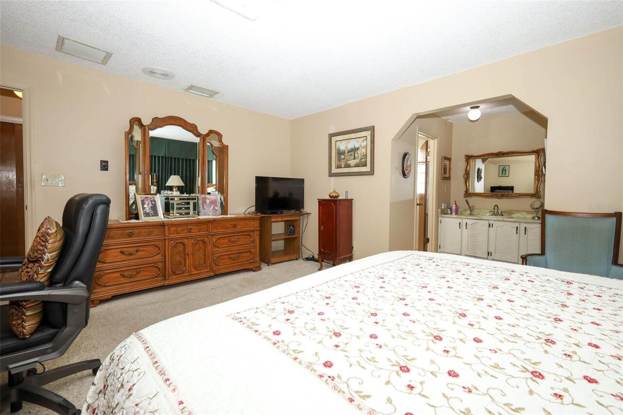 Listing Photo 25