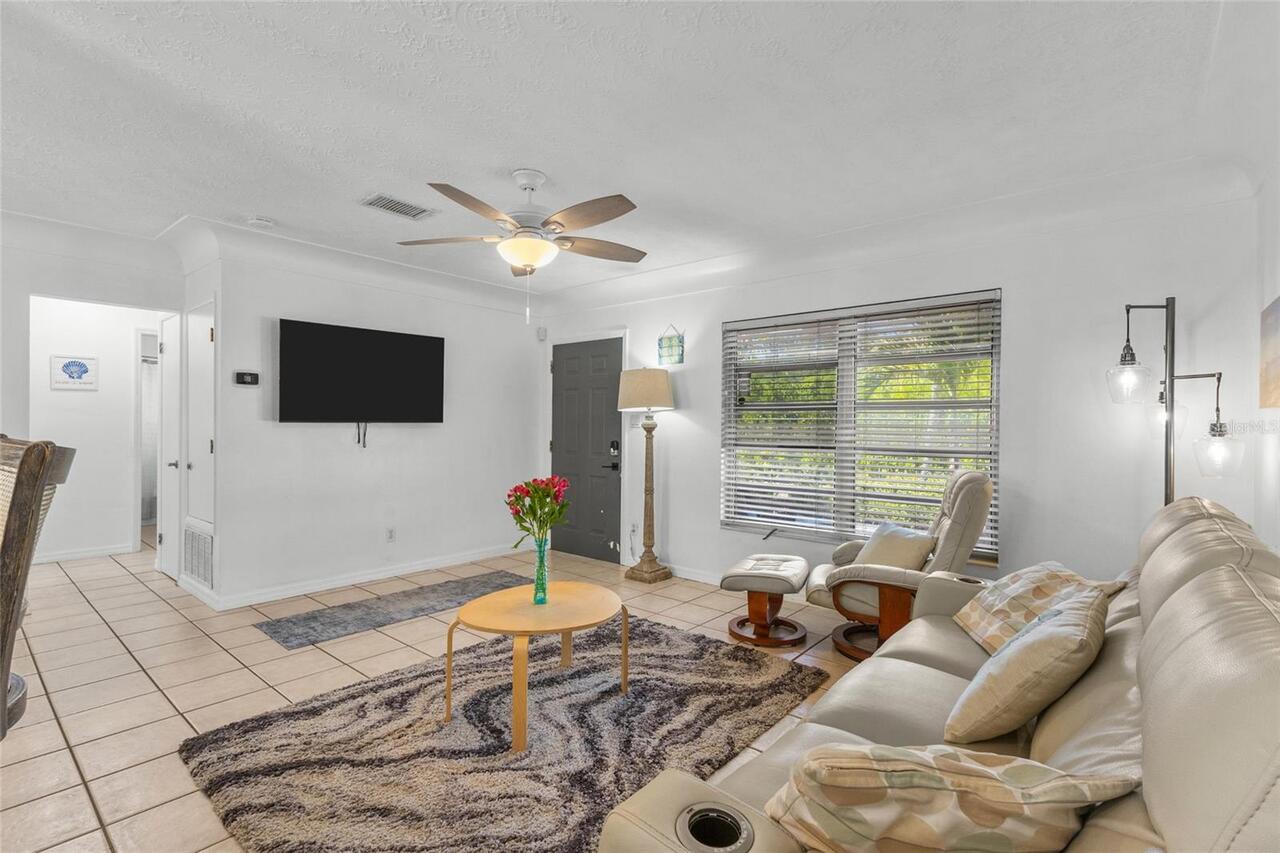 Listing Photo 7