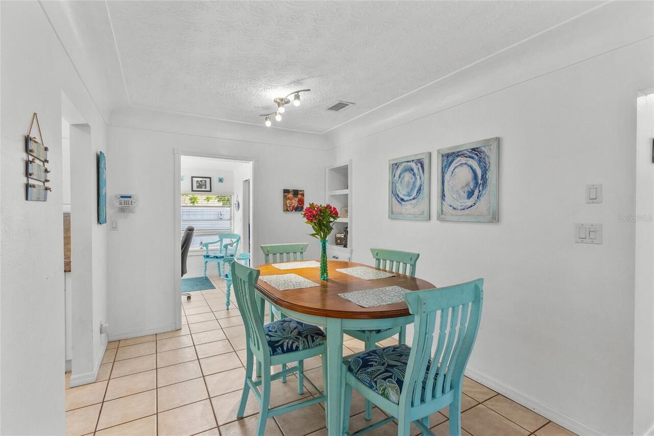 Listing Photo 8