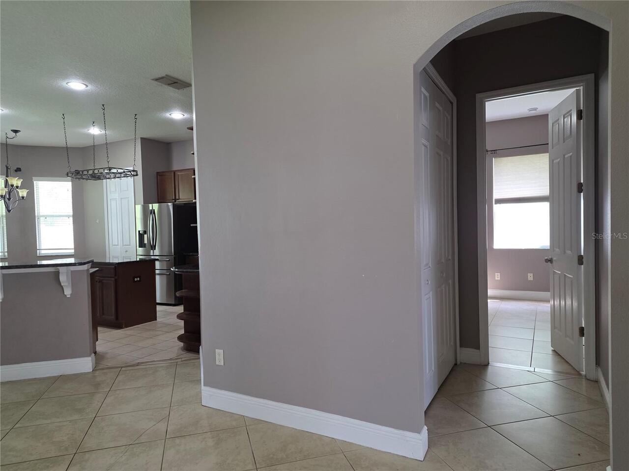 Listing Photo 12