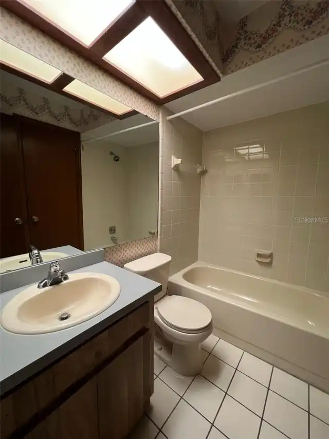 Listing Photo 15