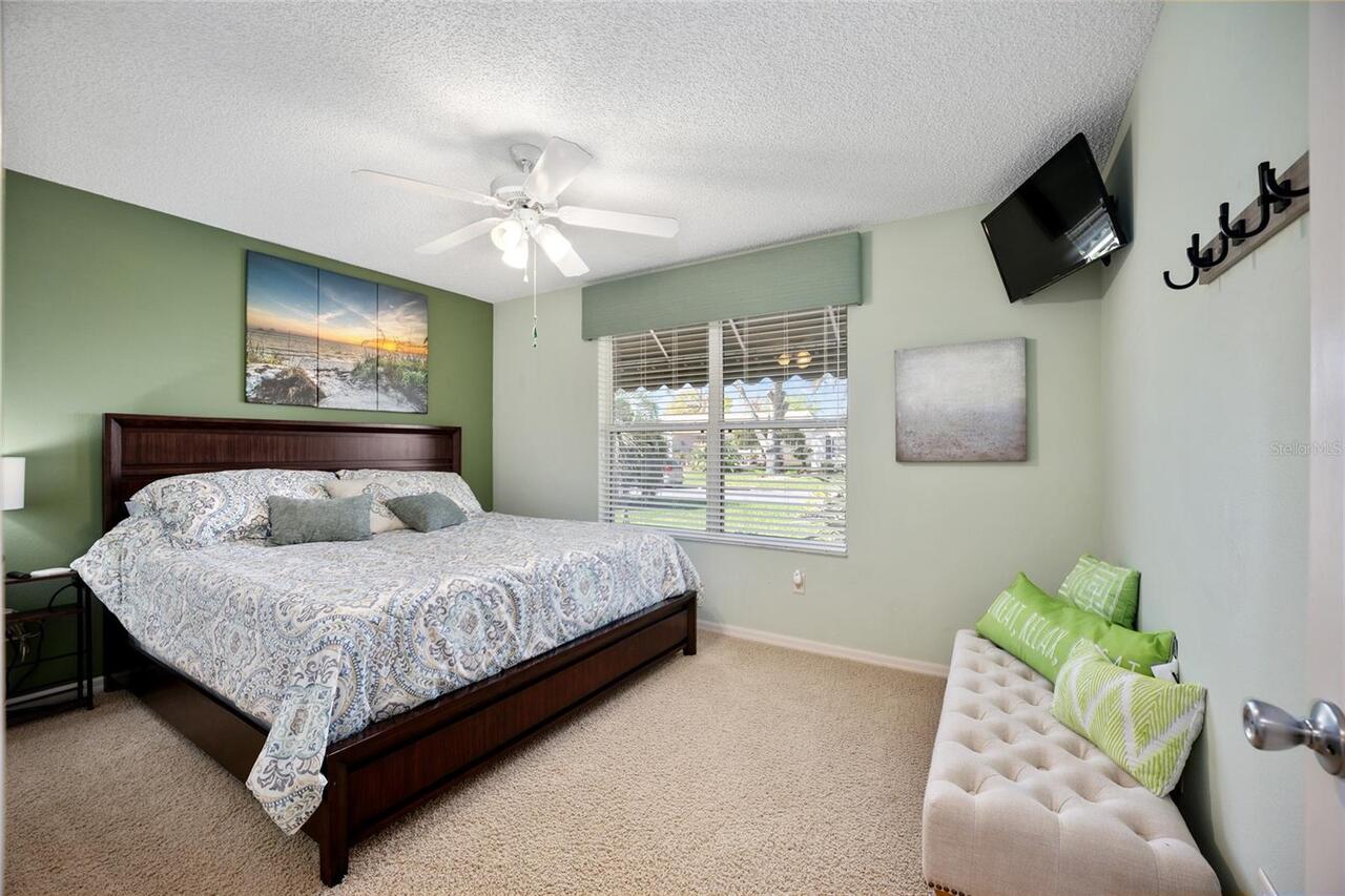 Listing Photo 33