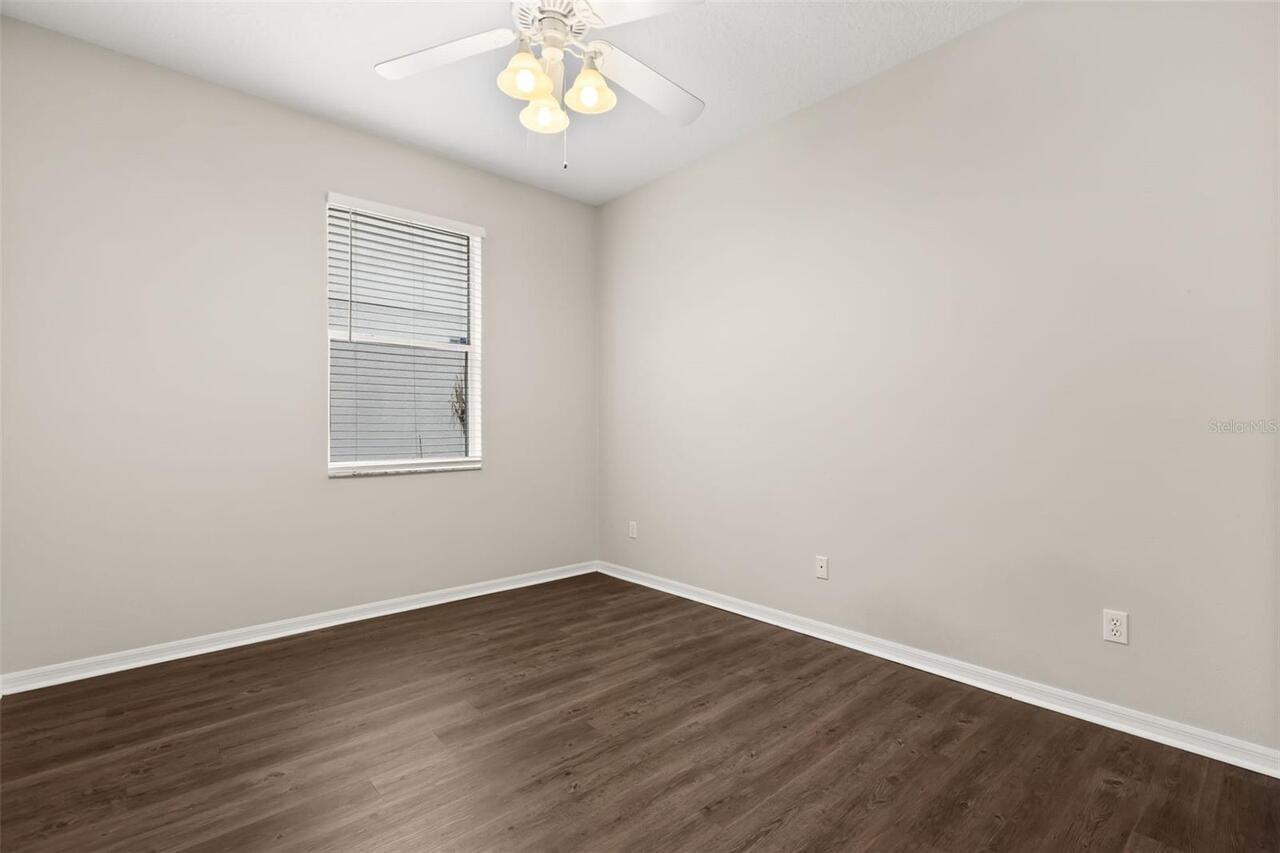 Listing Photo 24
