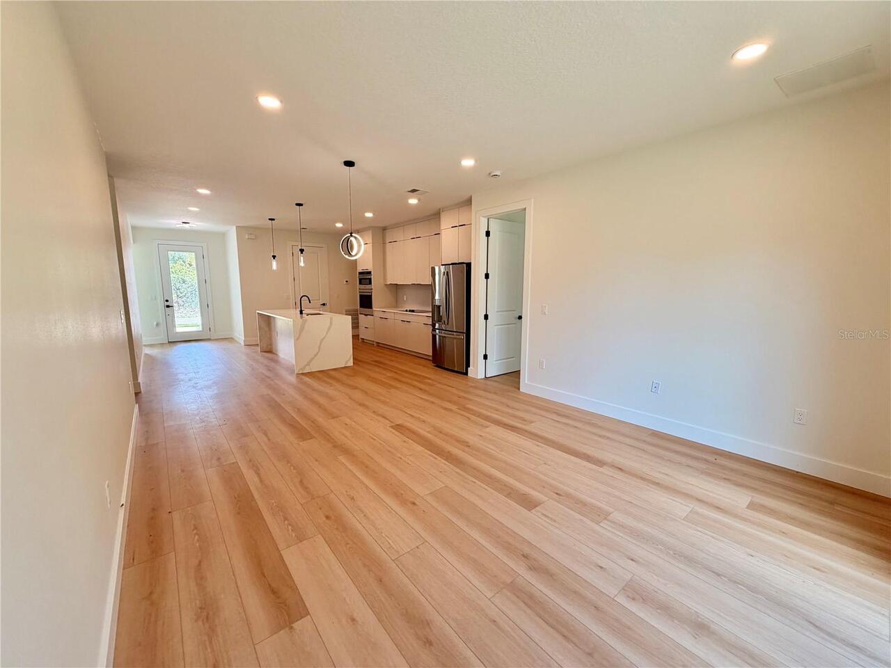 Listing Photo 24
