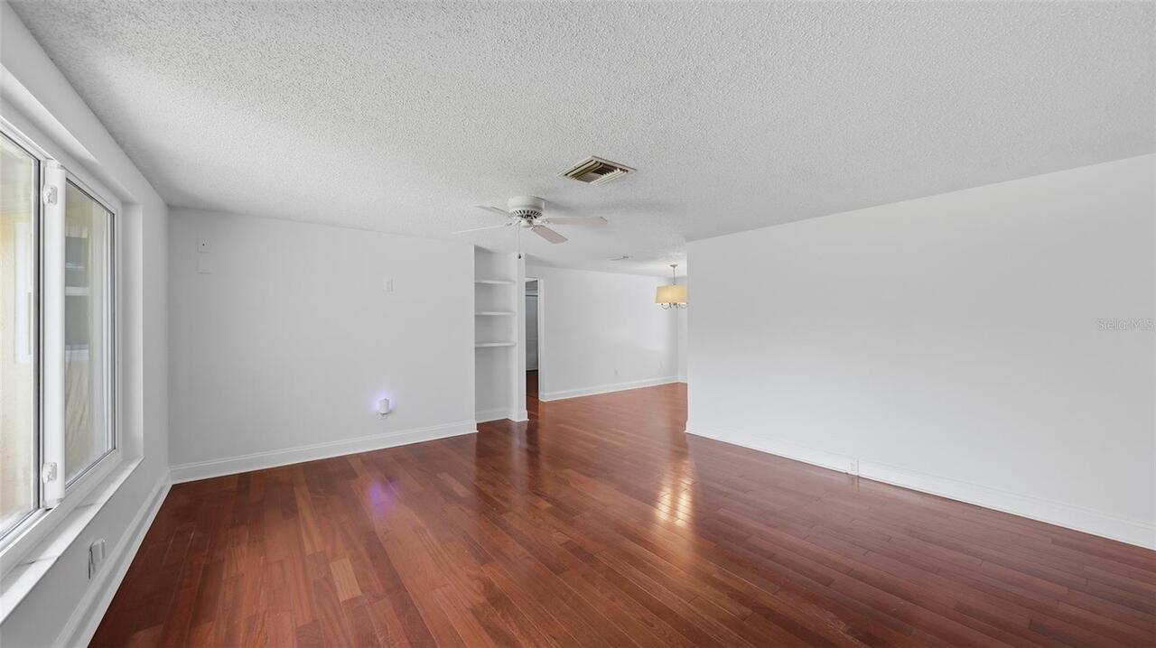 Listing Photo 7