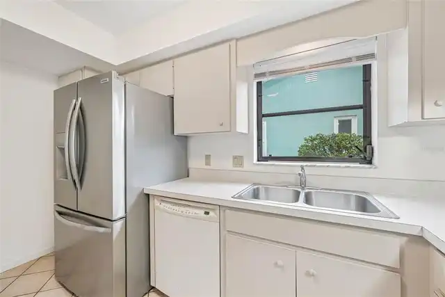 Listing Photo 17