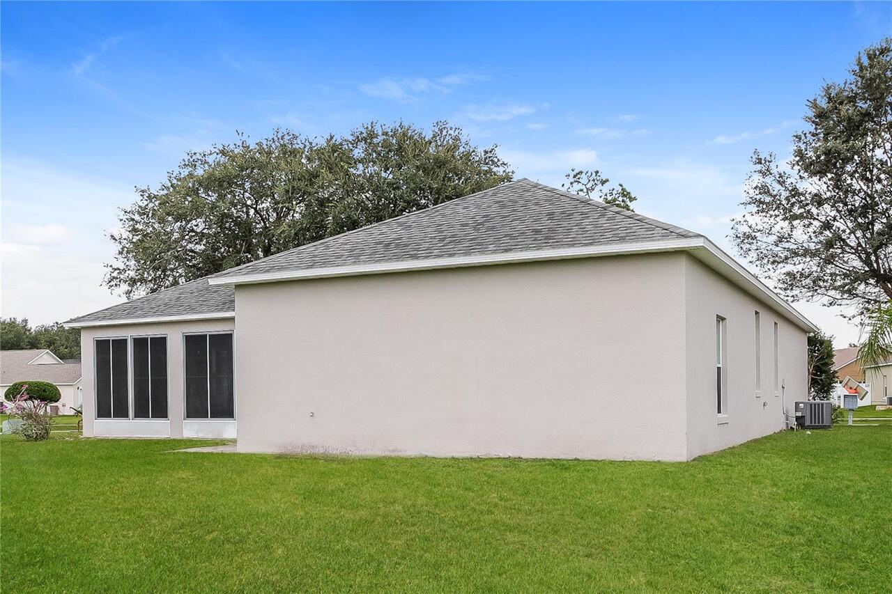 Listing Photo 14