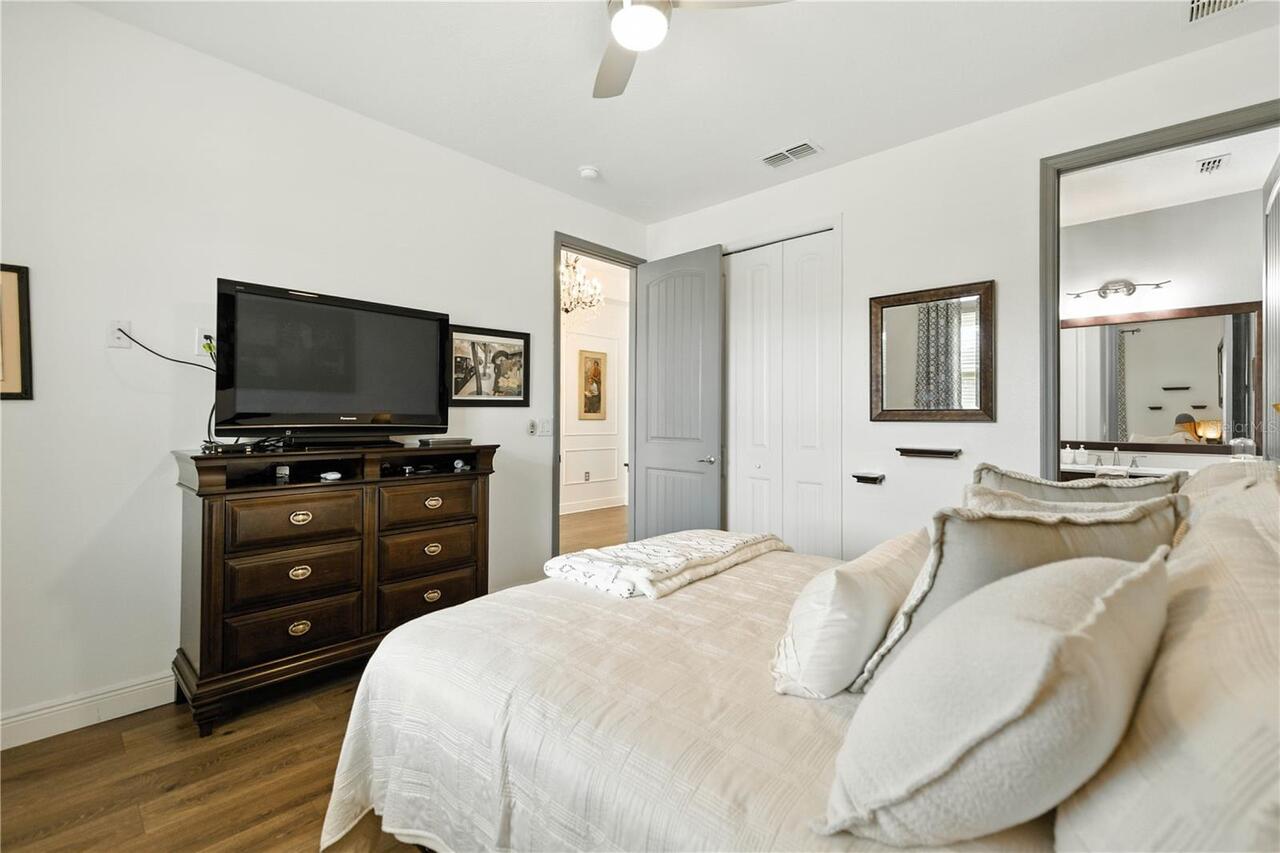 Listing Photo 24