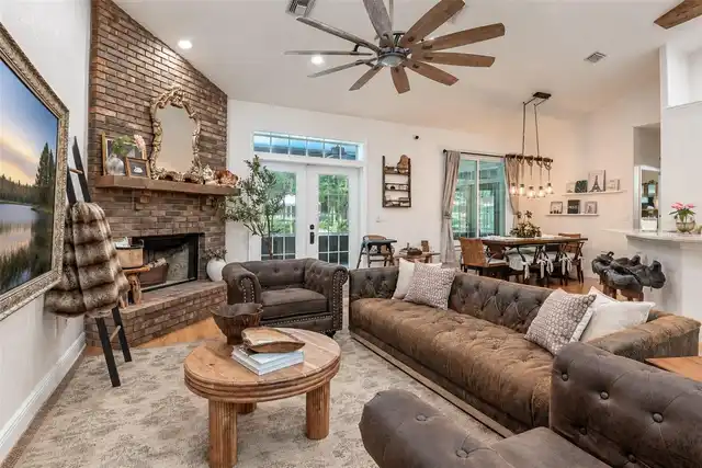 Listing Photo 18