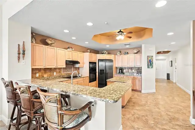 Listing Photo 11