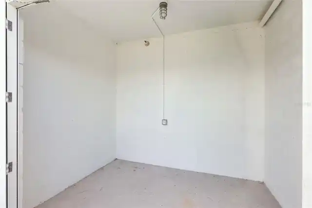 Listing Photo 28