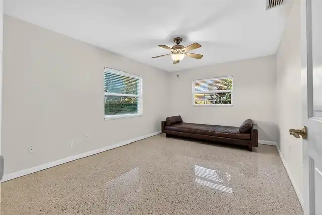 Listing Photo 20