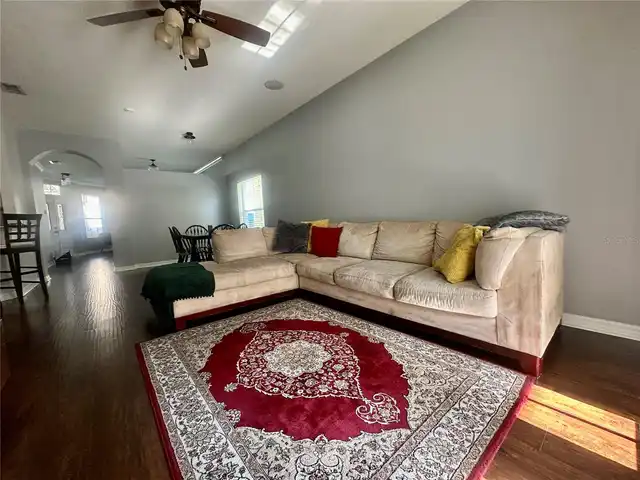 Listing Photo 16