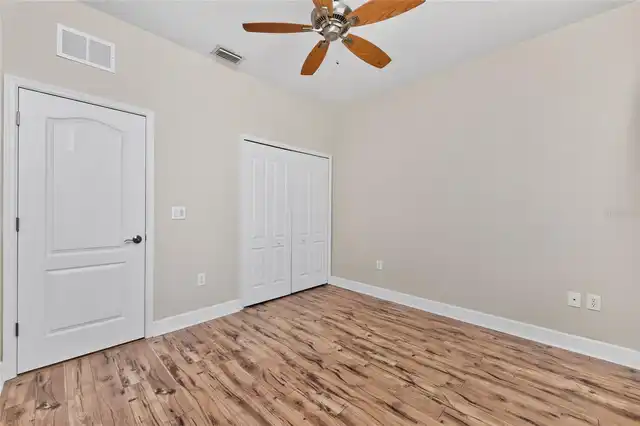 Listing Photo 34