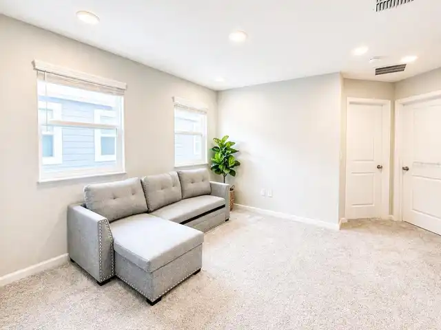 Listing Photo 20