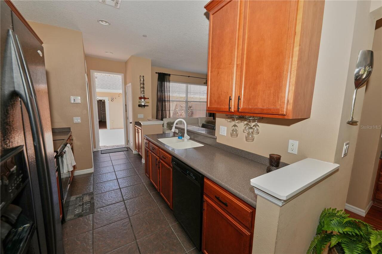 Listing Photo 8