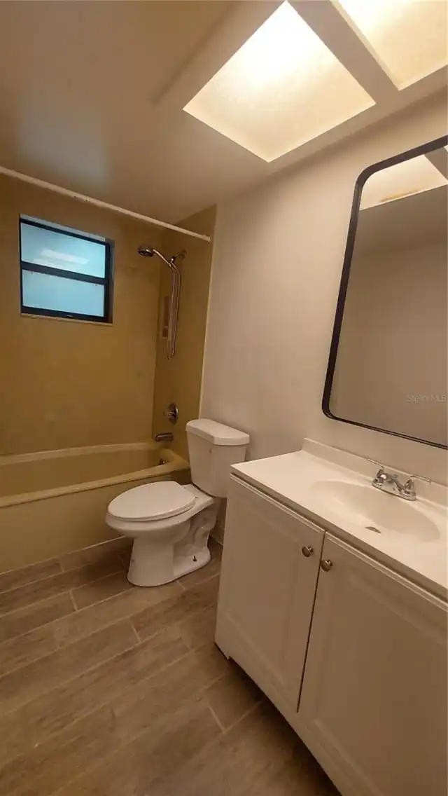 Listing Photo 18
