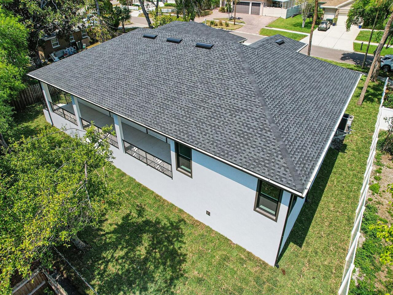 Listing Photo 9