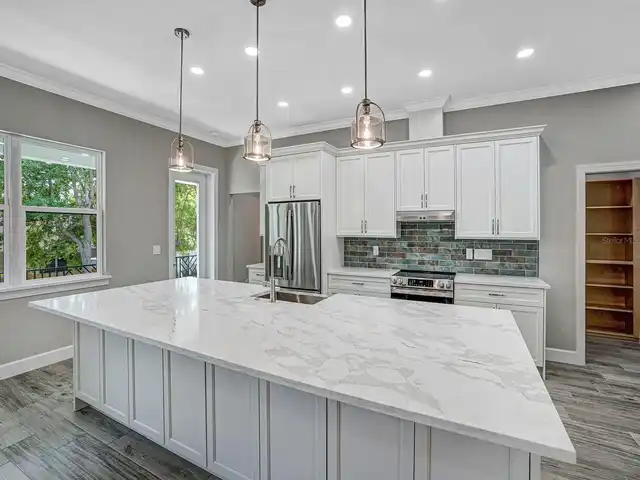 Listing Photo 19
