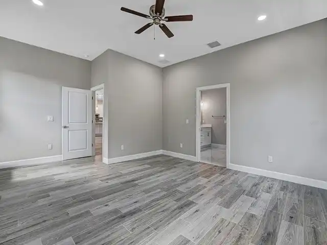Listing Photo 31