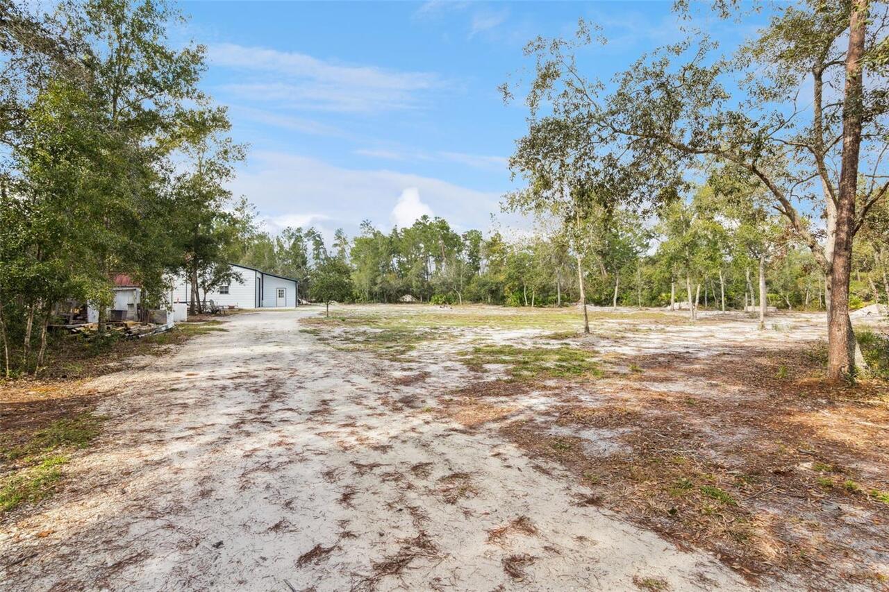 Listing Photo 9