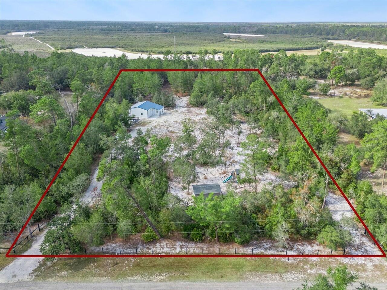 Listing Photo 17