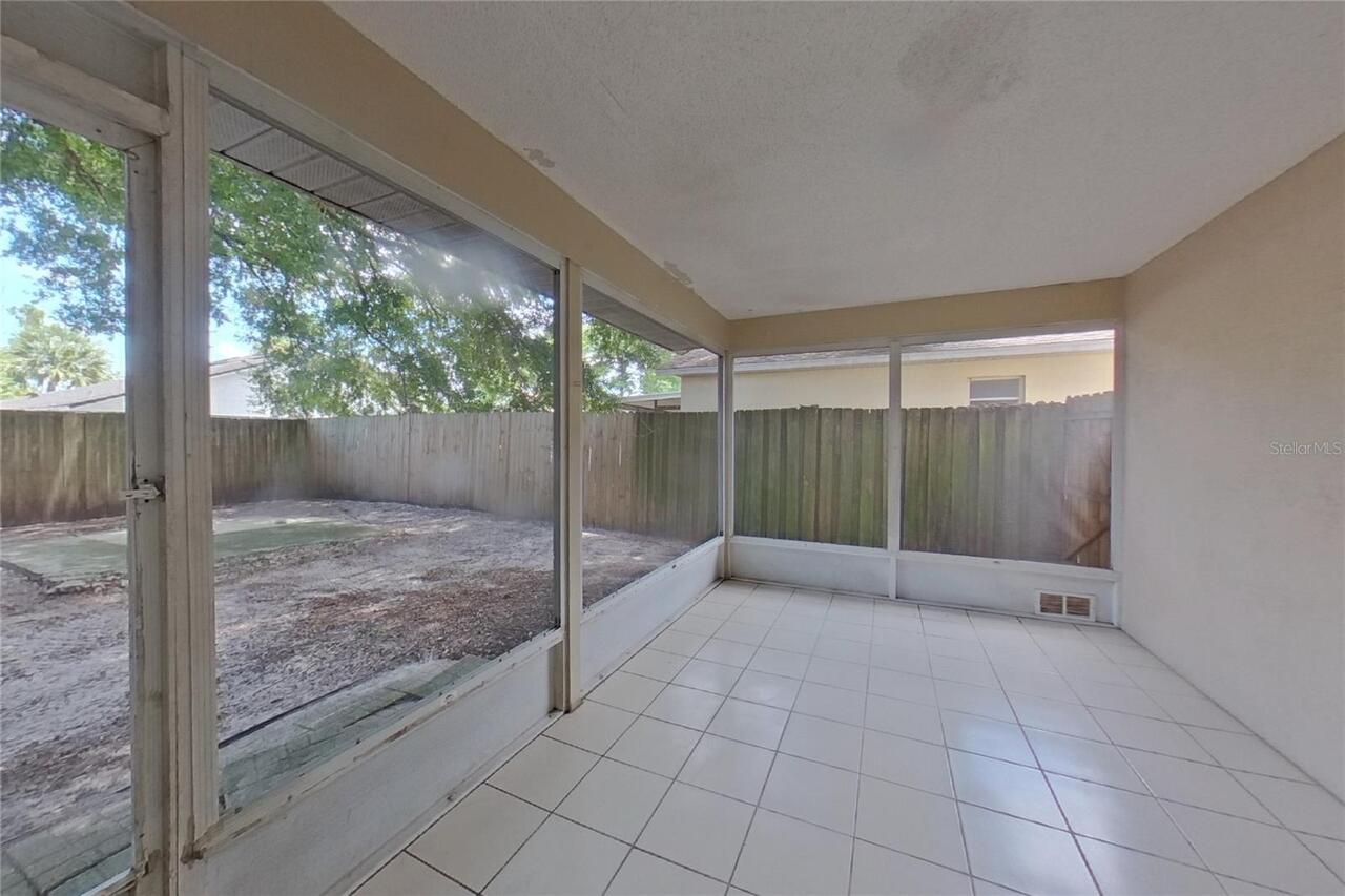 Listing Photo 14