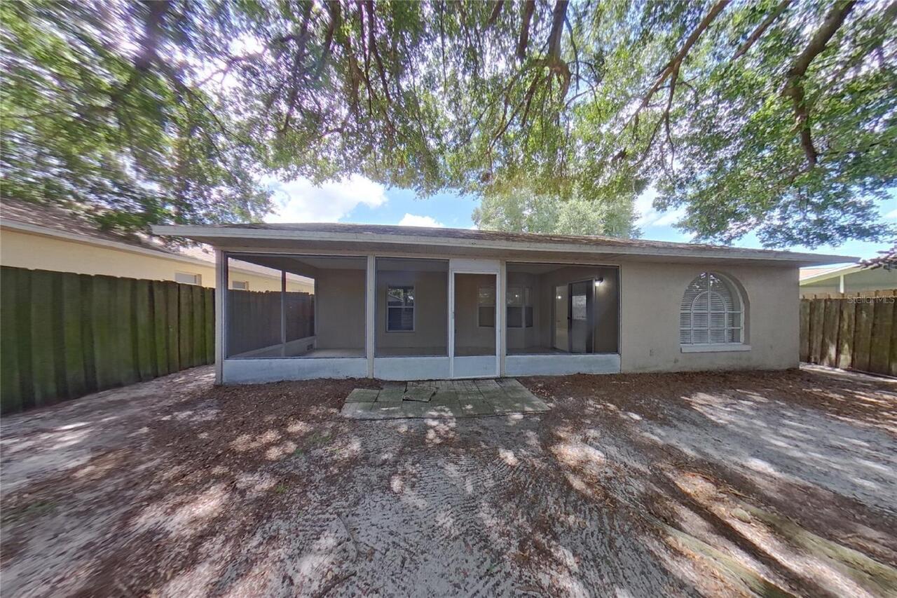 Listing Photo 15