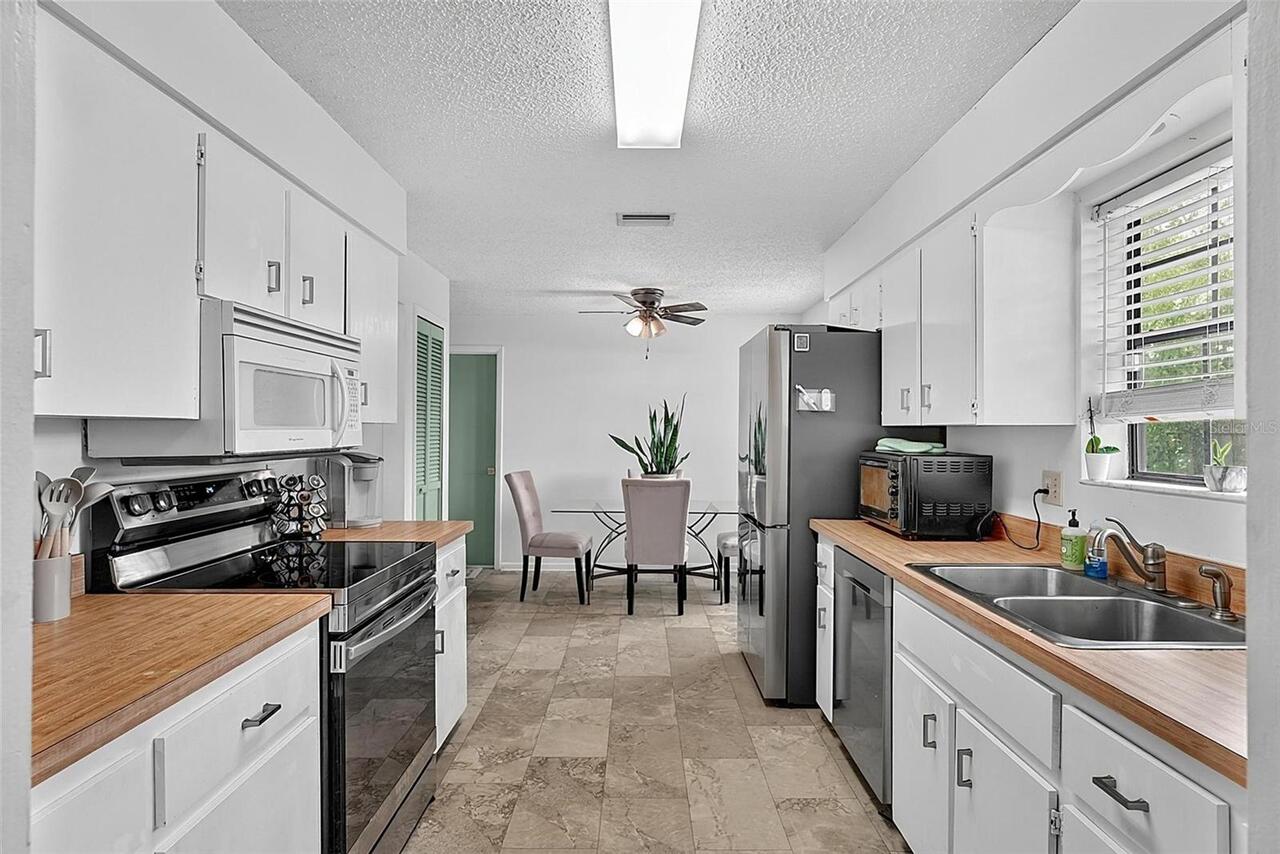 Listing Photo 18