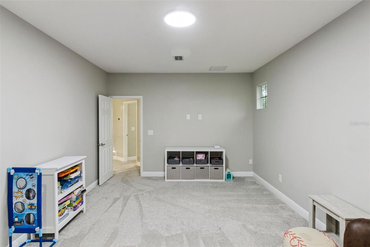 Listing Photo 34