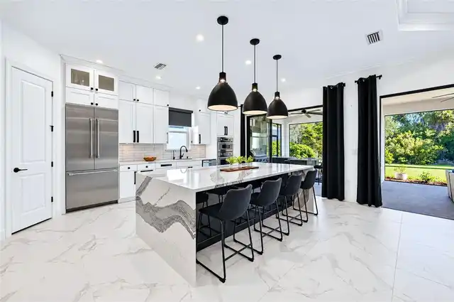 Listing Photo 13