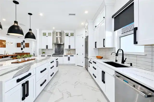 Listing Photo 18