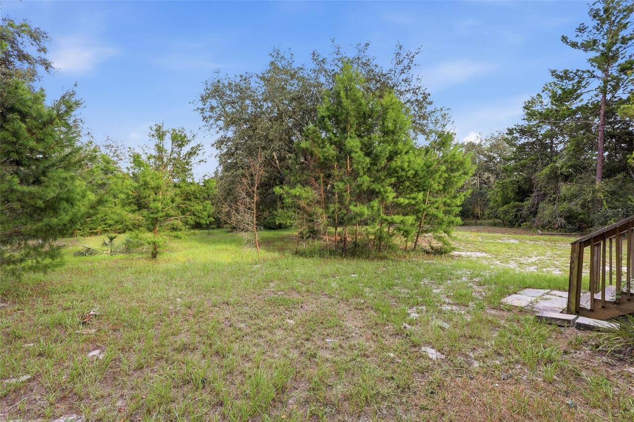 Listing Photo 9