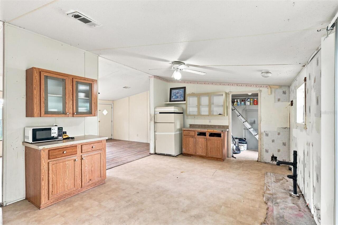 Listing Photo 17