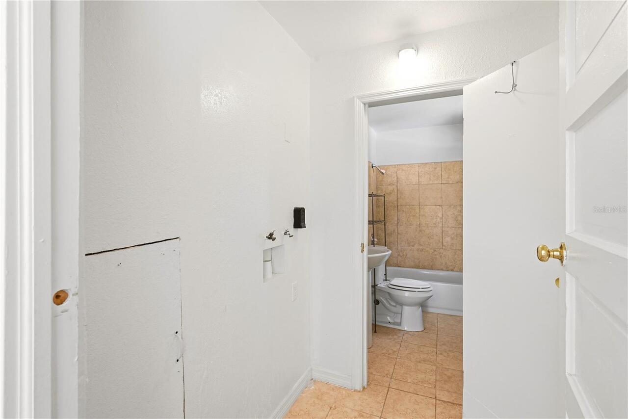 Listing Photo 14