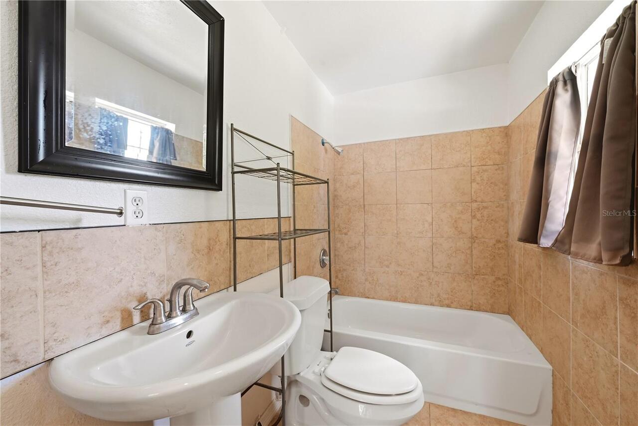 Listing Photo 15