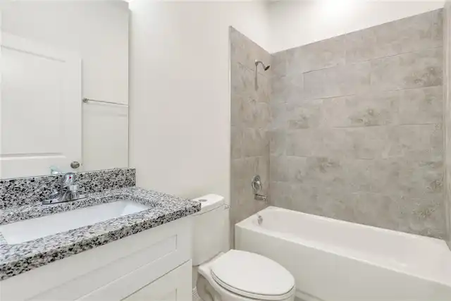 Listing Photo 16