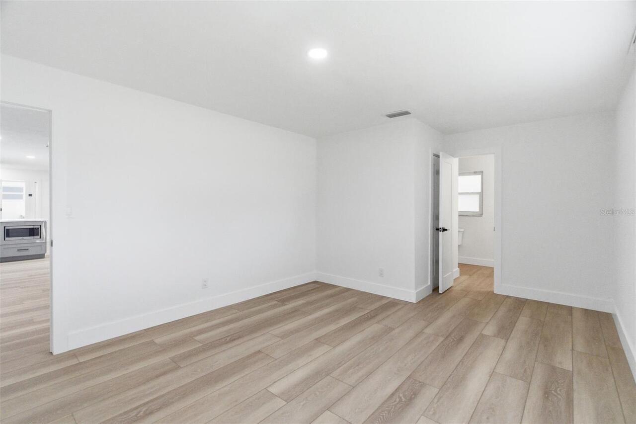 Listing Photo 51