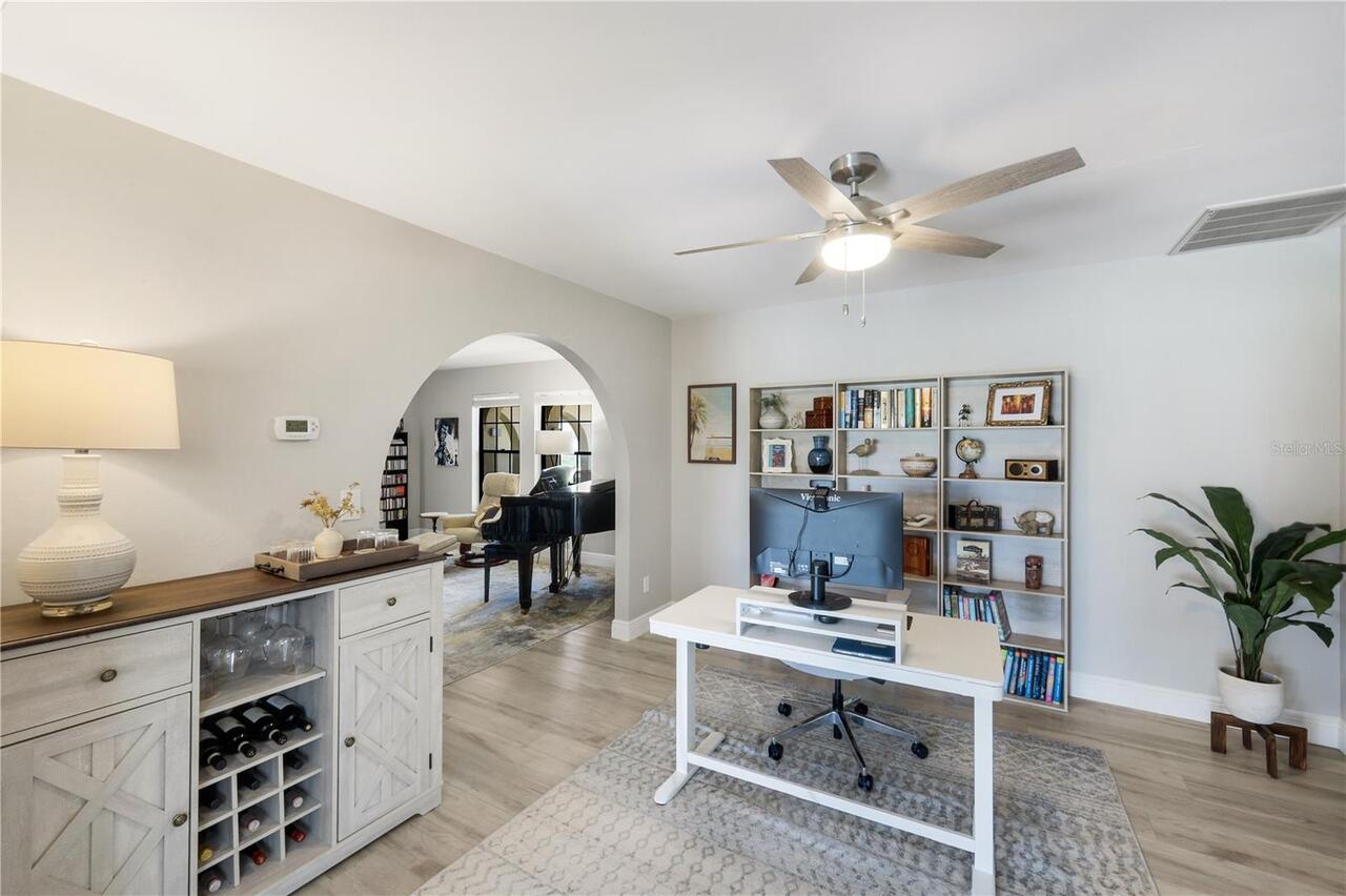 Listing Photo 17