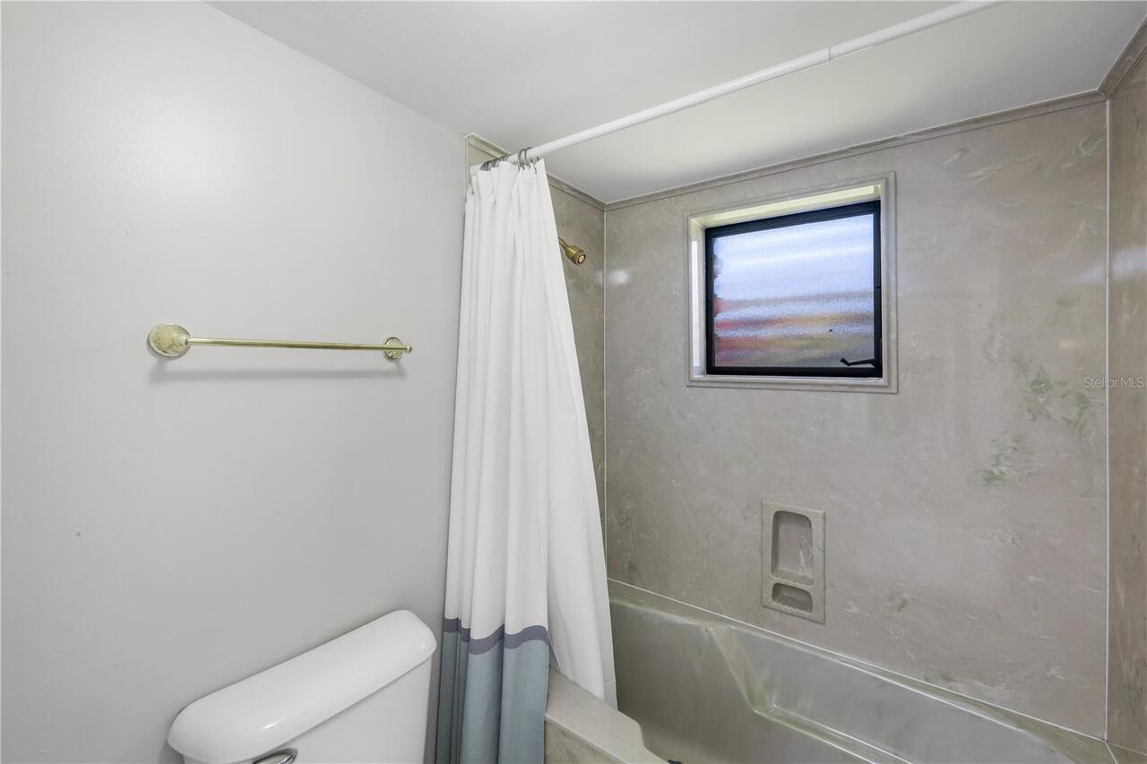 Listing Photo 24