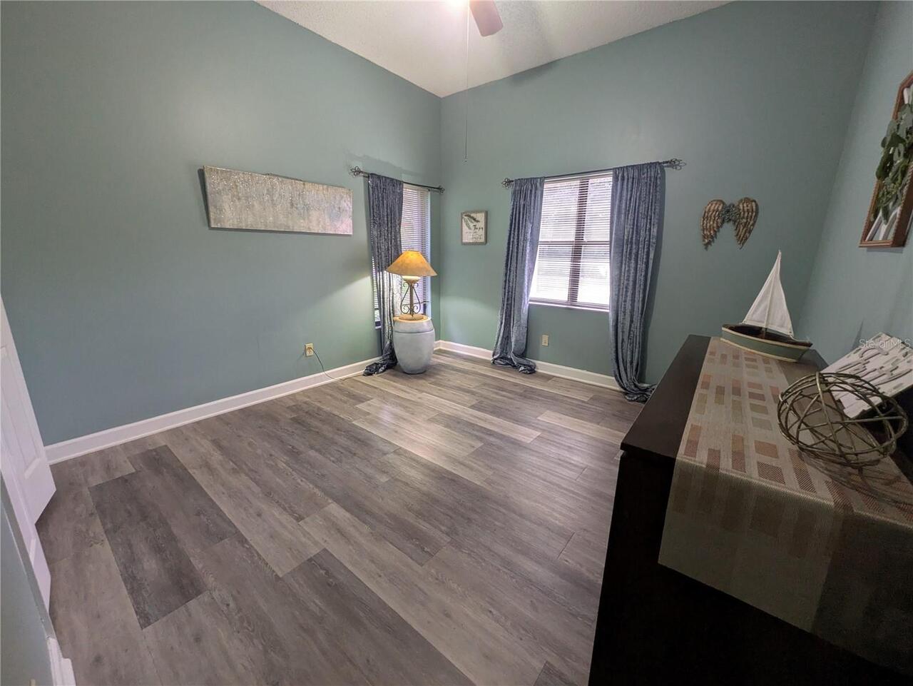 Listing Photo 23