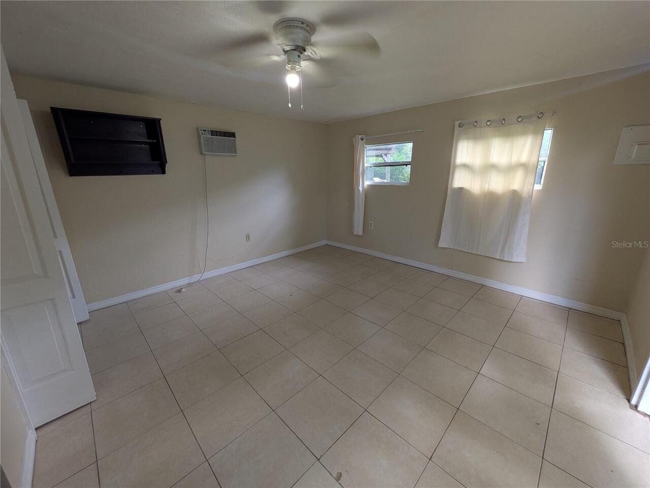 Listing Photo 28