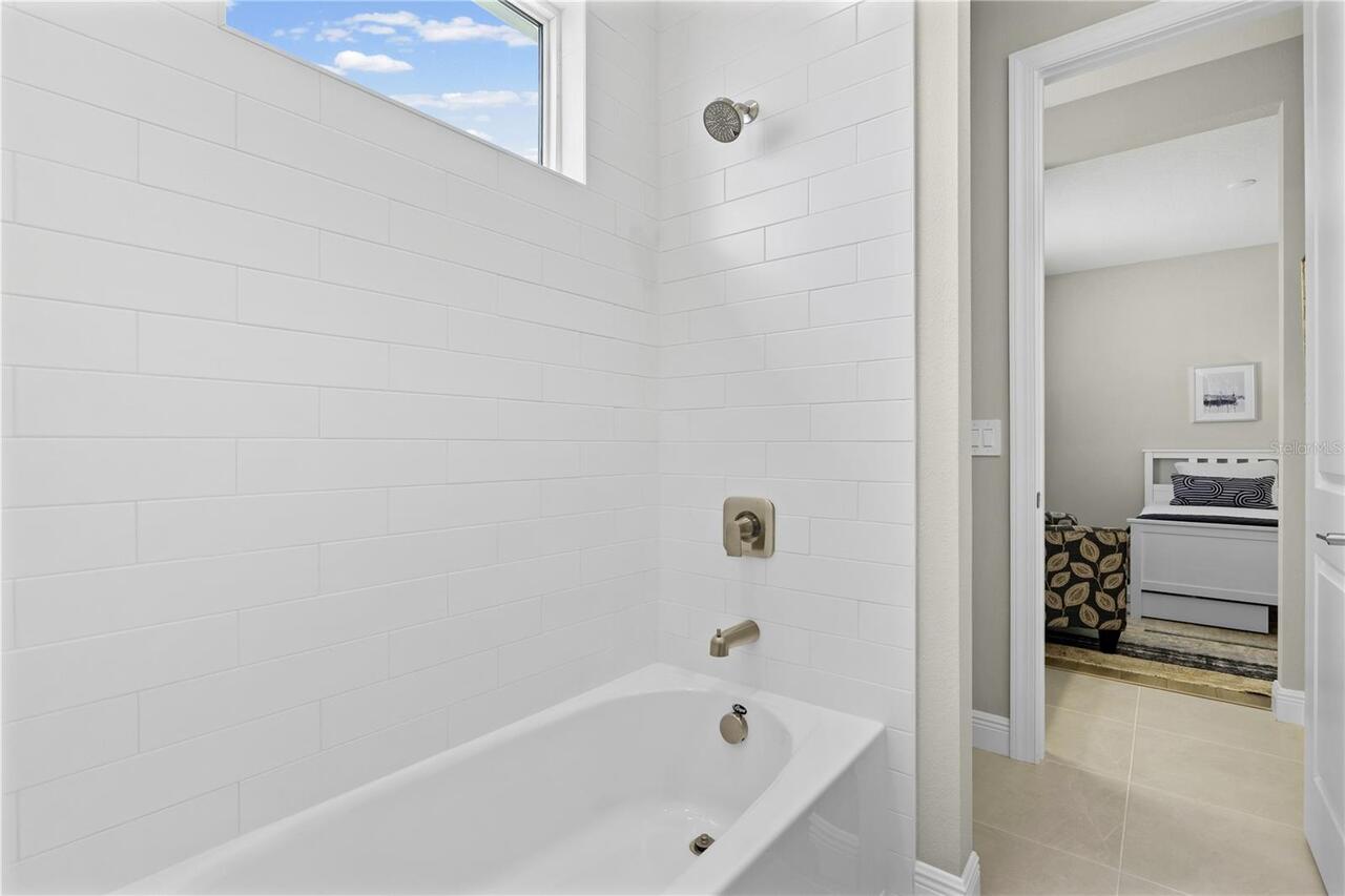Listing Photo 34
