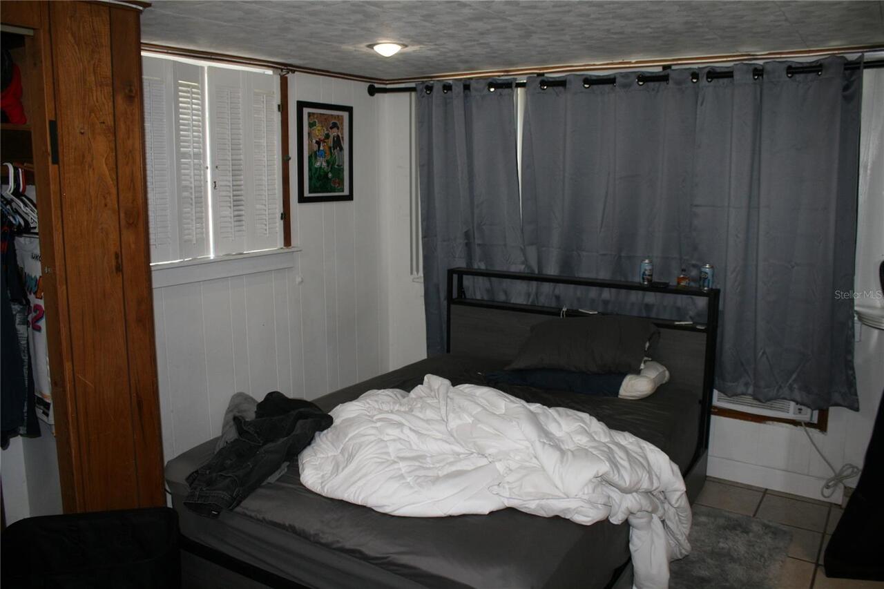 Listing Photo 12