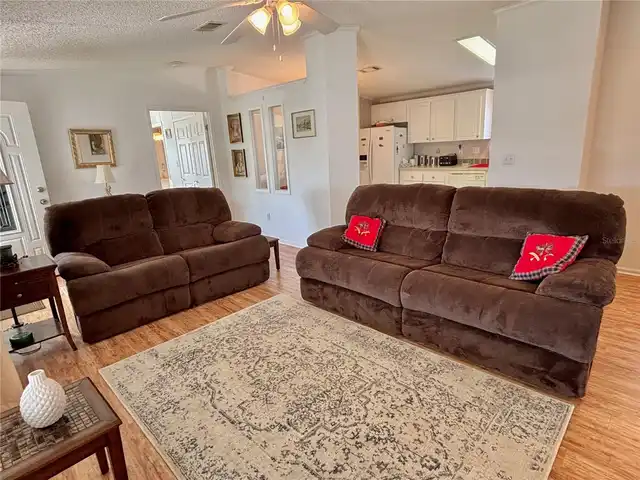 Listing Photo 7